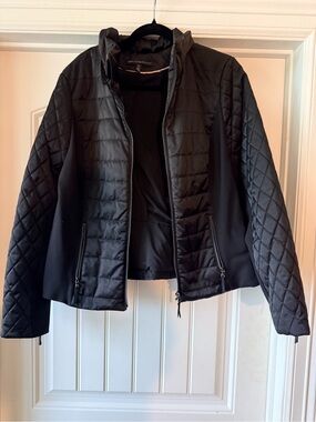 White House Black Market Black Quilted Hybrid Puffer Jacket
